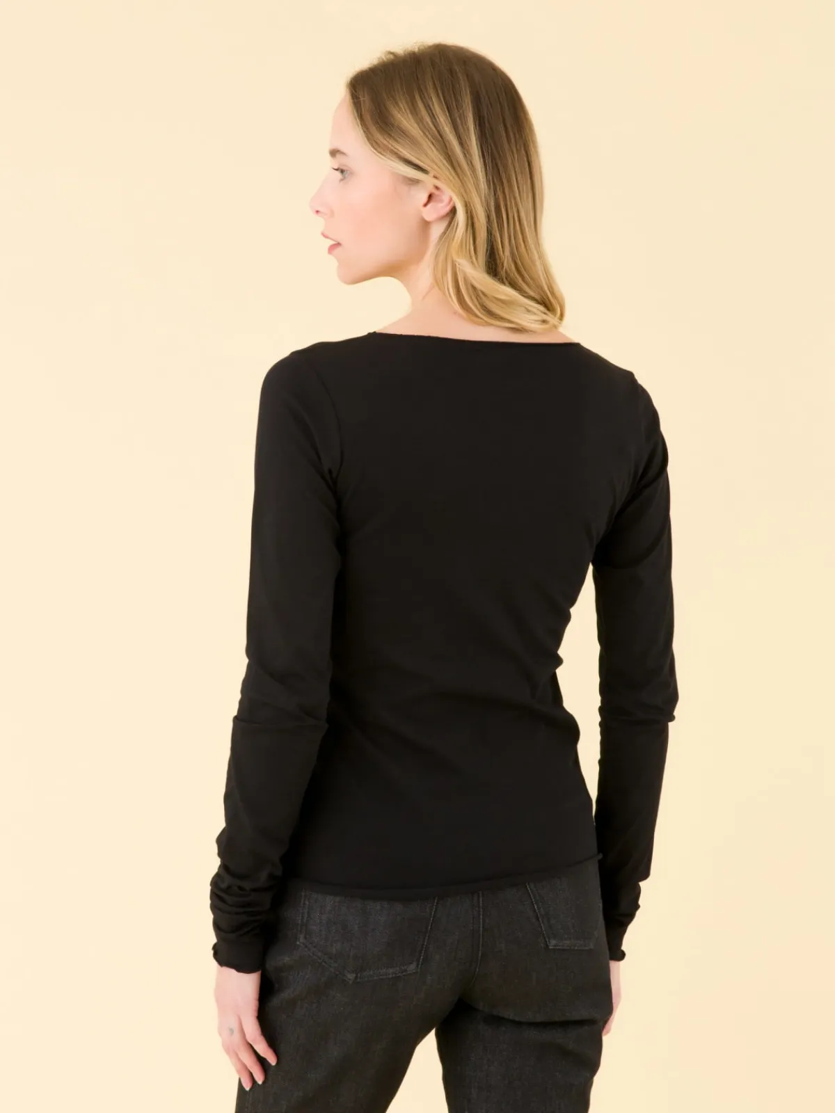 Black Extra-long Sleeves Ultra T-shirt<agnès b. Clearance