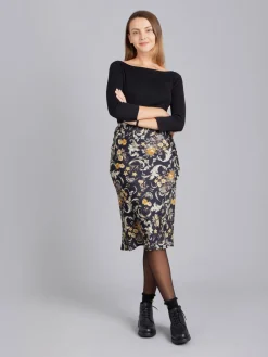 Black Floral Pattern Tulipe Skirt<agnès b. Clearance