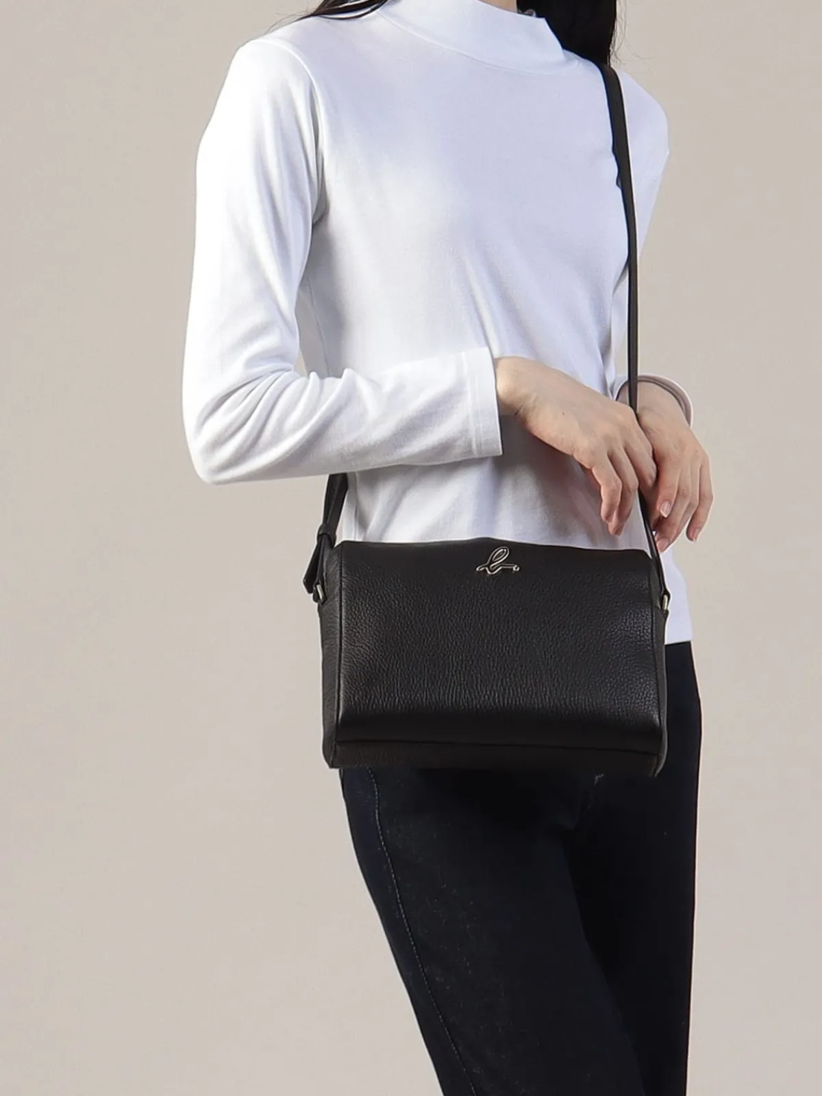 Black Iris Leather Handbag<agnès b. Sale