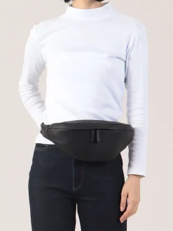 Black Leather Belt Bag<agnès b. Shop
