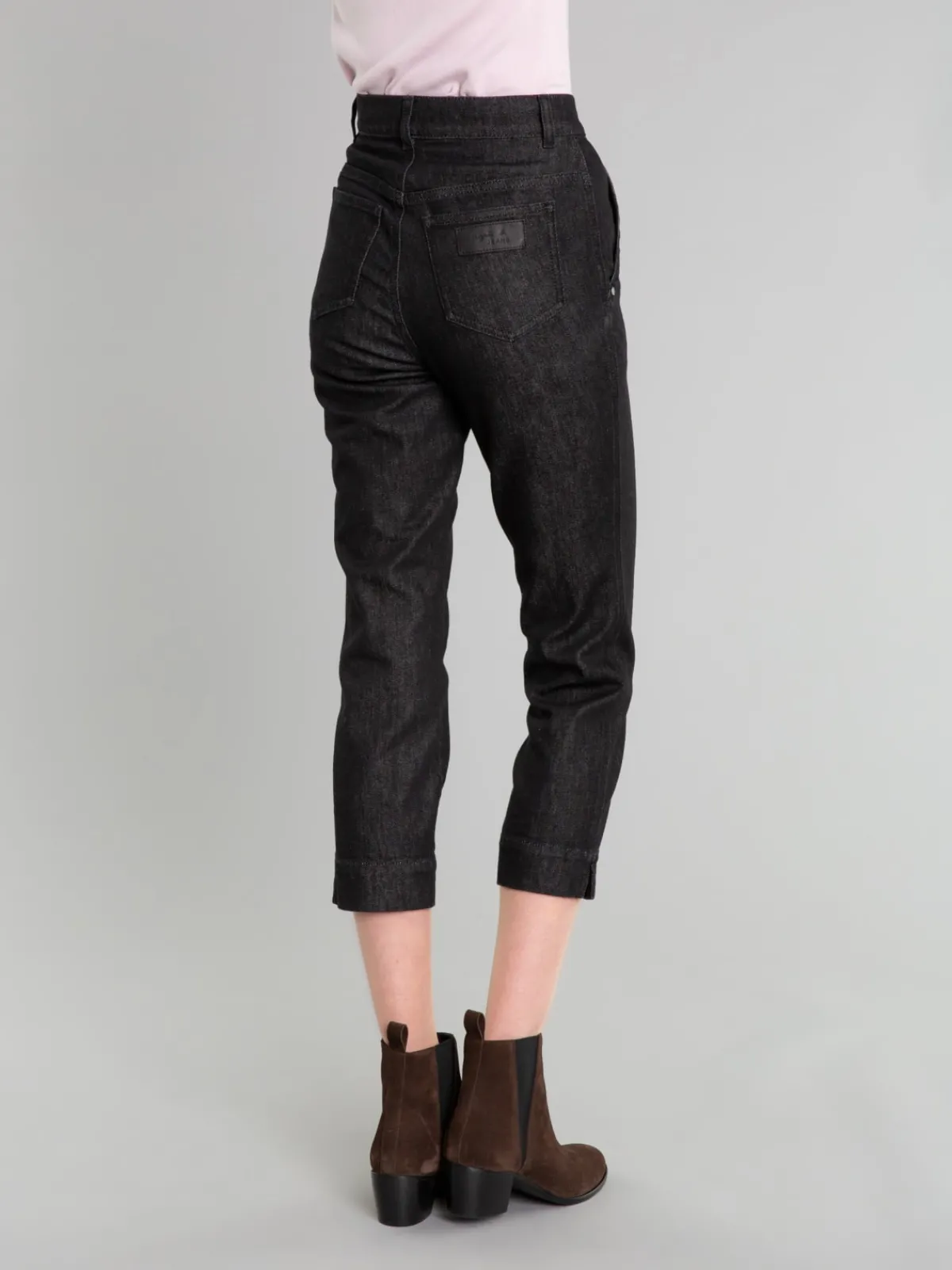 Black 7/8-length Marilyn Jeans<agnès b. Sale