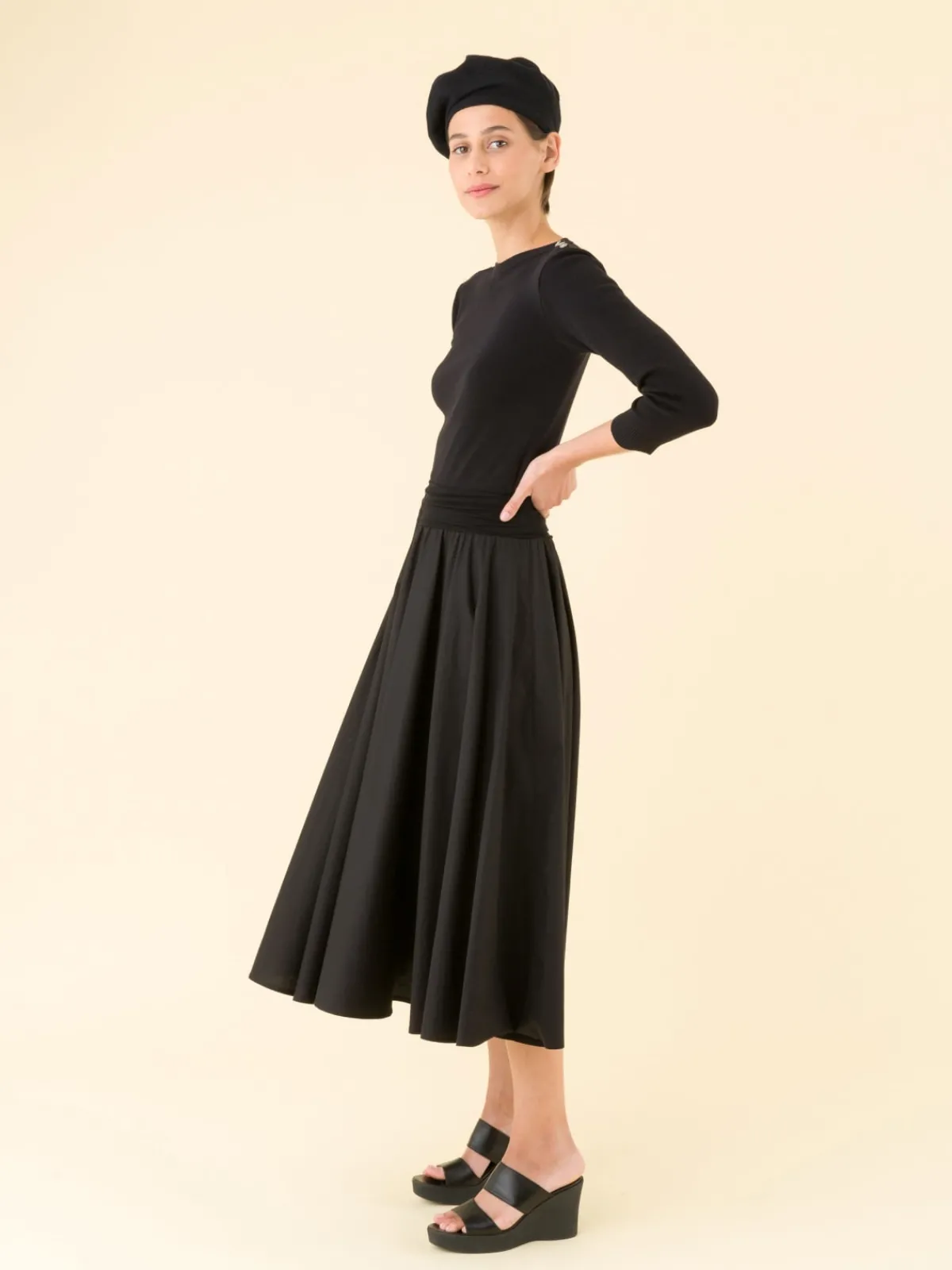 Black 3/4-length Sleeves Badiane Sweater<agnès b. Hot