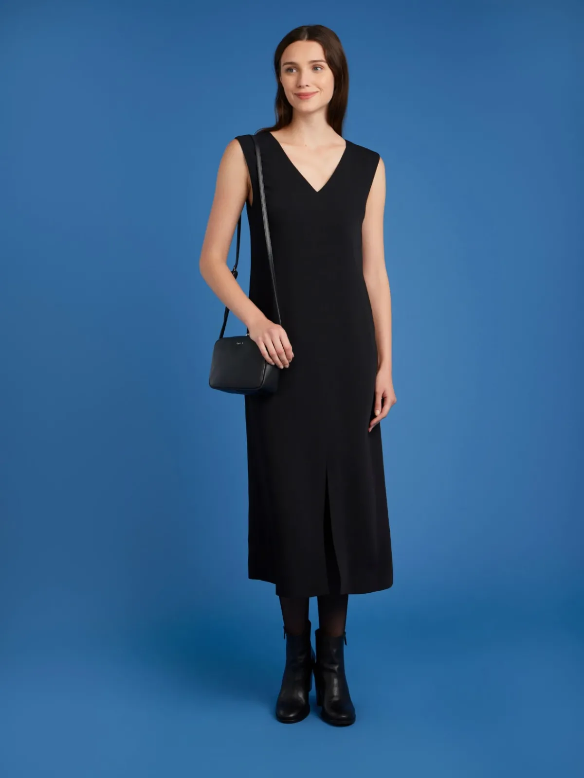 Black Vika Split Dress<agnès b. Store