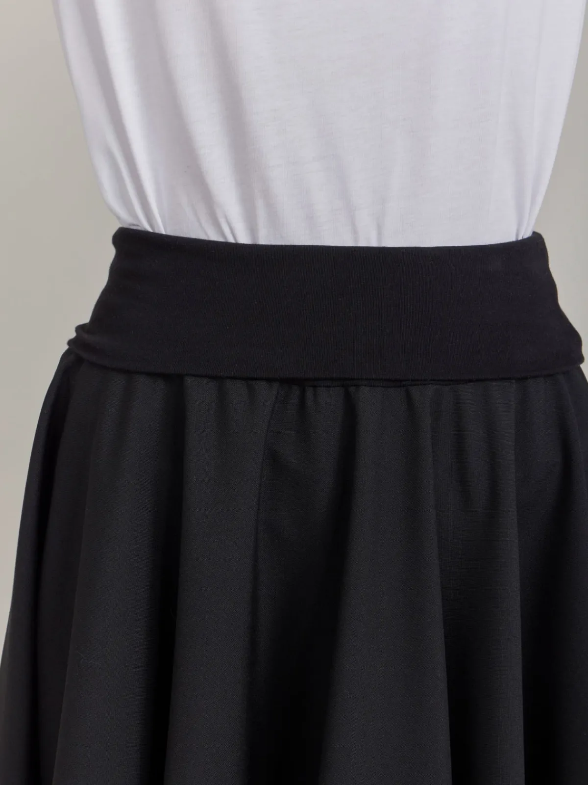 Black Worsted Wool Tabou Long Skirt<agnès b. New