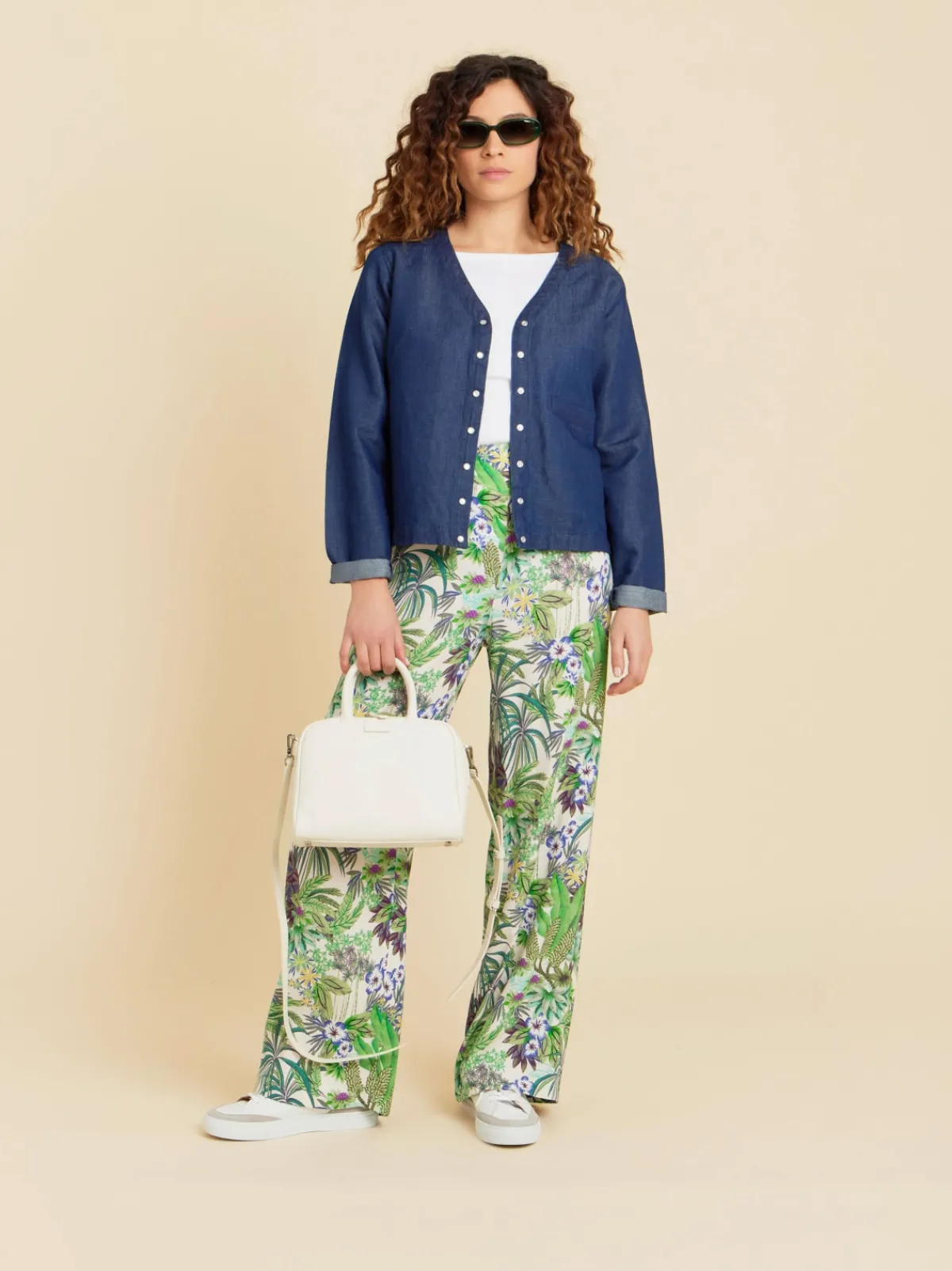 Phone Cardigan With Pearl Snaps<agnès b. Online
